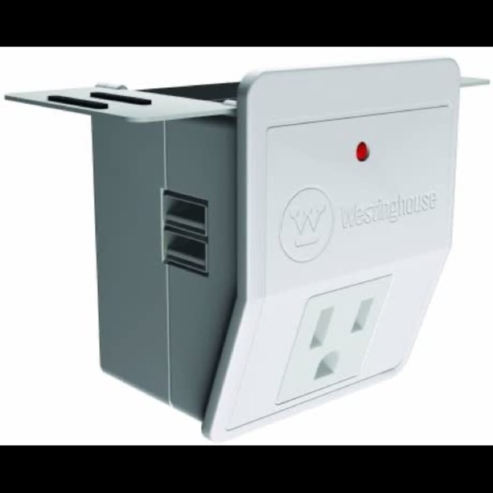 ‘Westinghouse’ Outlet Valet